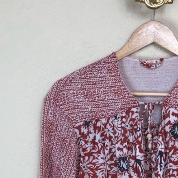 Free People Tops - Euc Free People Boho open front tie neck top